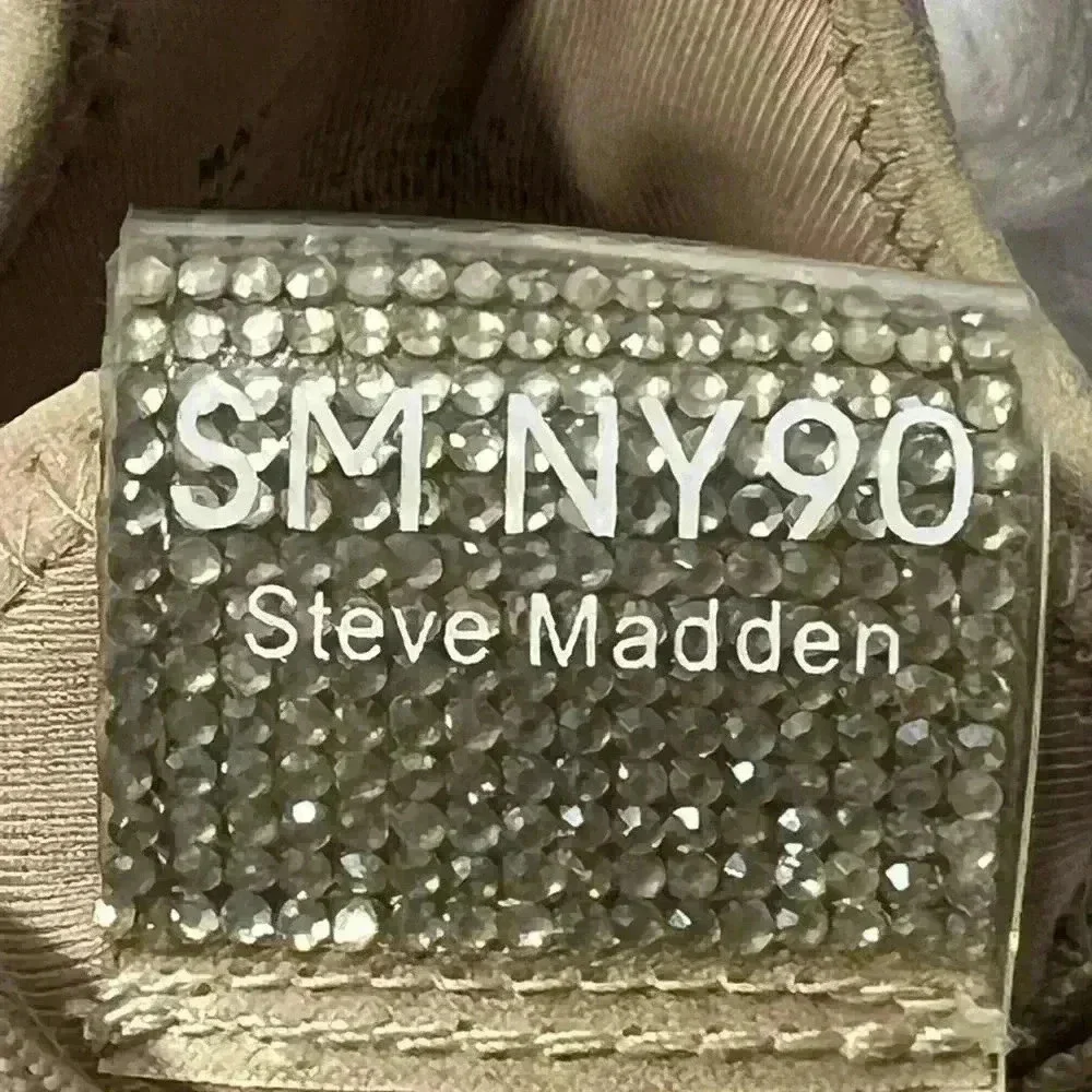Steve Madden Womens Size 8‎ Maximum Blush Rhinestone Sneakers